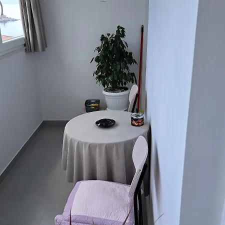 Seaview Apartment